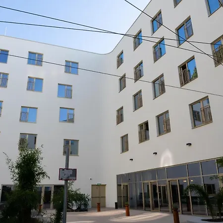 Western Spinnerei Hotel
