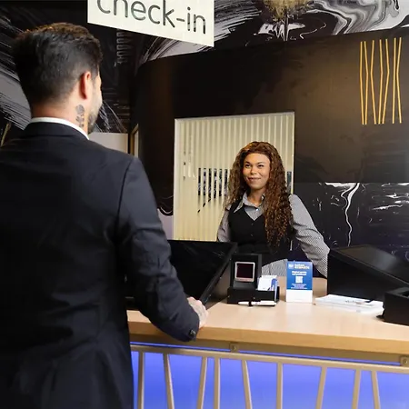 Western Spinnerei فندق