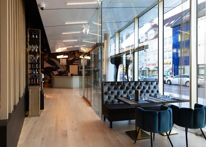 Western Spinnerei فندق