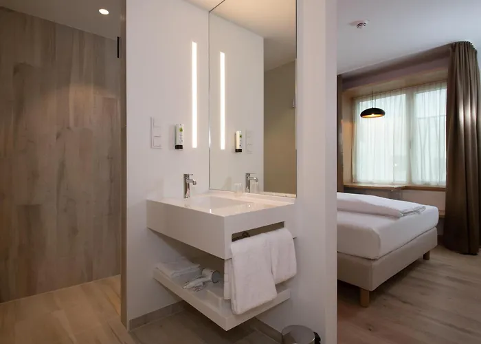 فندق Western Spinnerei 3*